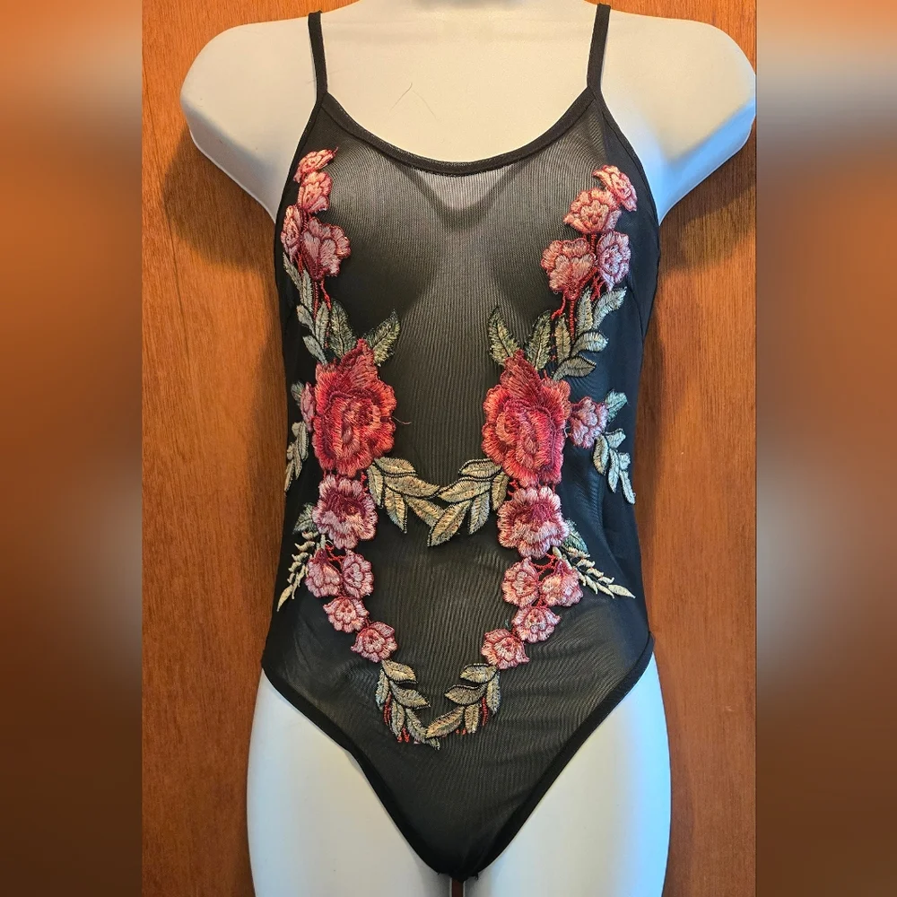 Free People Floral Embroidered Black Bodysuit SzXL/M - Picture 2 of 7